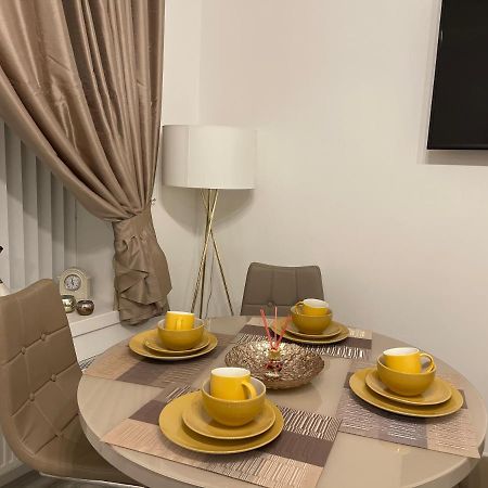 Hla Holytown Διαμέρισμα Mossend Εξωτερικό φωτογραφία