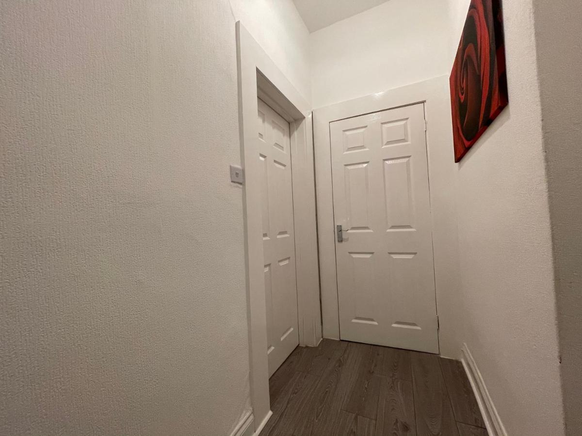 Hla Holytown Διαμέρισμα Mossend Εξωτερικό φωτογραφία