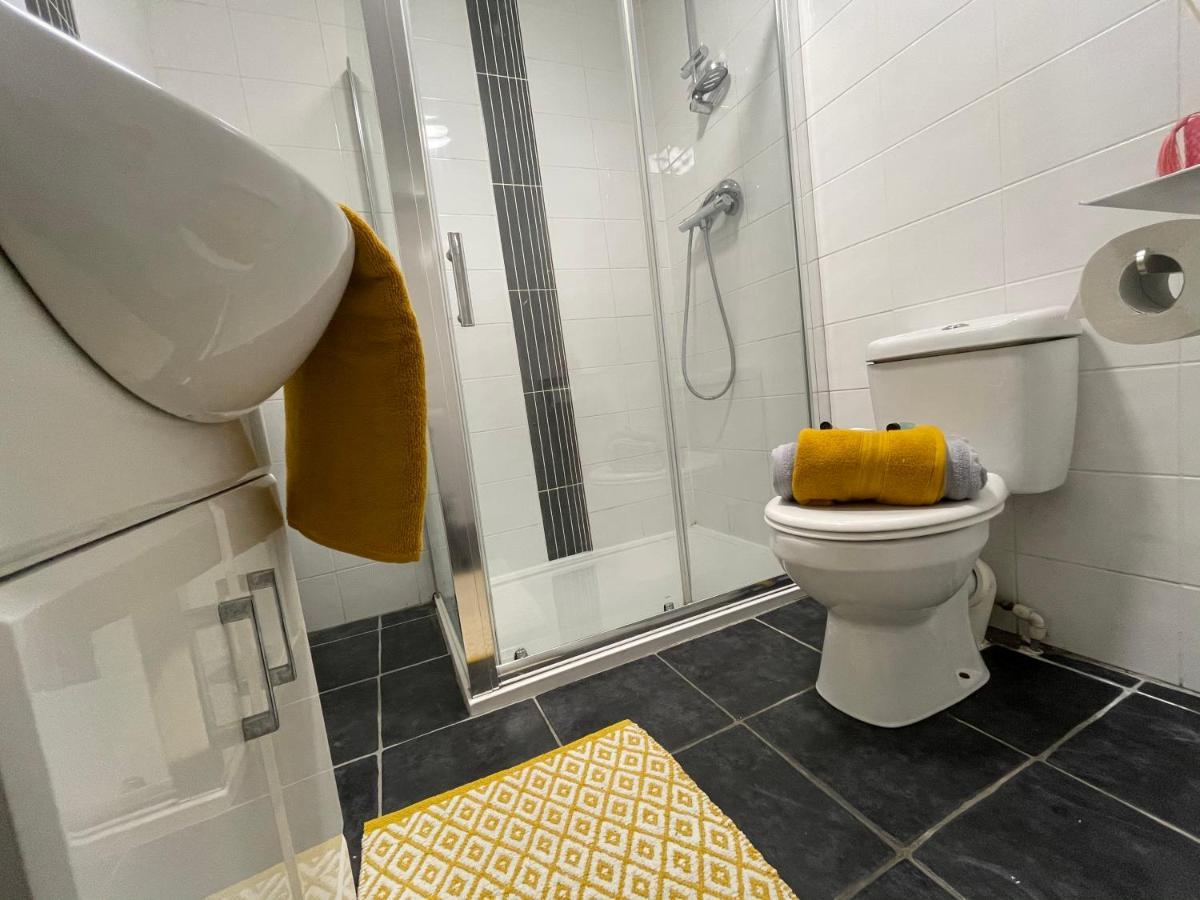 Hla Holytown Διαμέρισμα Mossend Εξωτερικό φωτογραφία