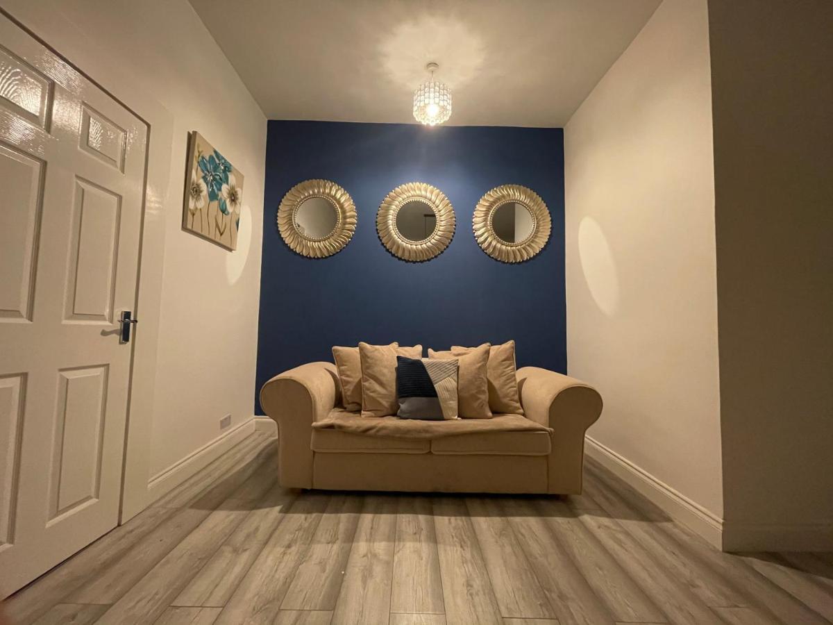 Hla Holytown Διαμέρισμα Mossend Εξωτερικό φωτογραφία