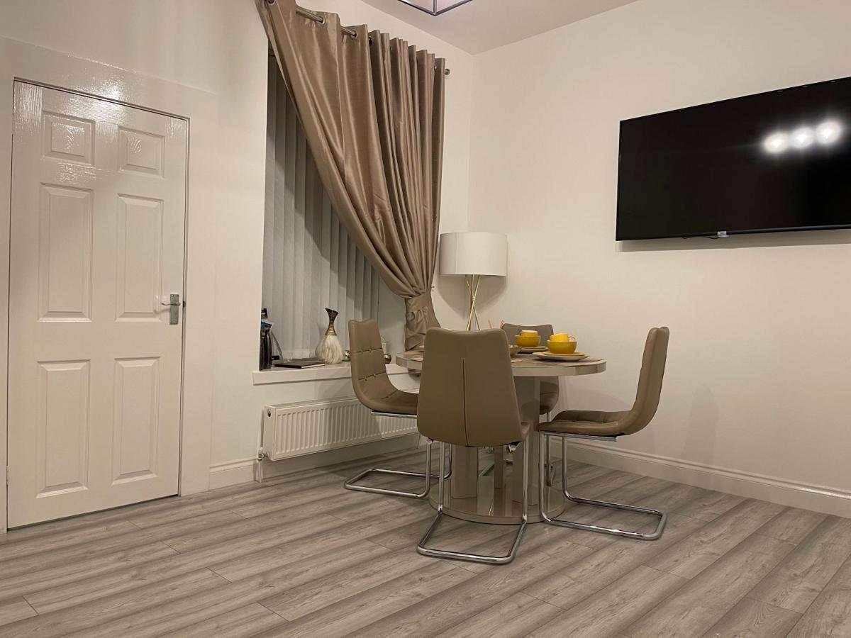 Hla Holytown Διαμέρισμα Mossend Εξωτερικό φωτογραφία